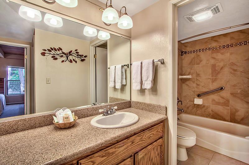 South Lake Tahoe Resort - Steps To Beach & Close To Heavenly Экстерьер фото